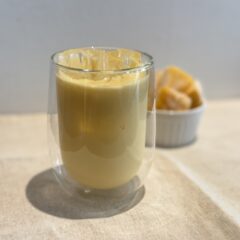 甘酒ドリンクマンゴー（550円）